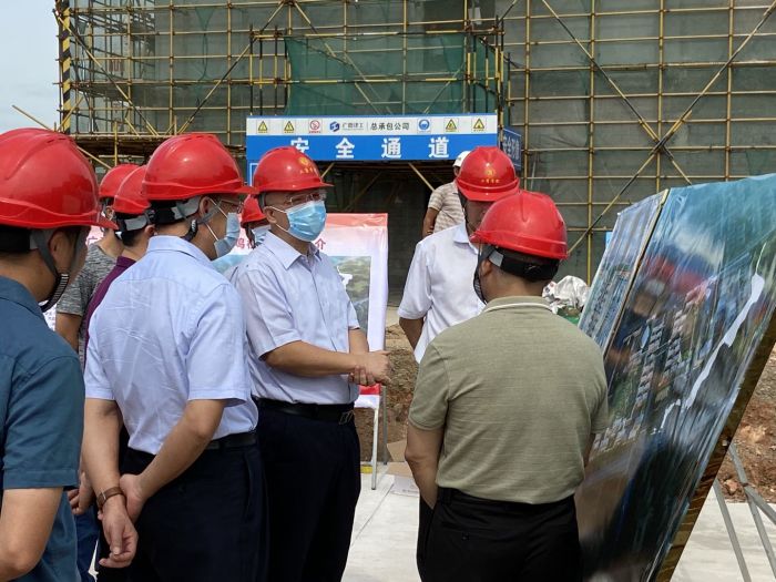相识学院建设情况。韦艳兰 摄.jpg
