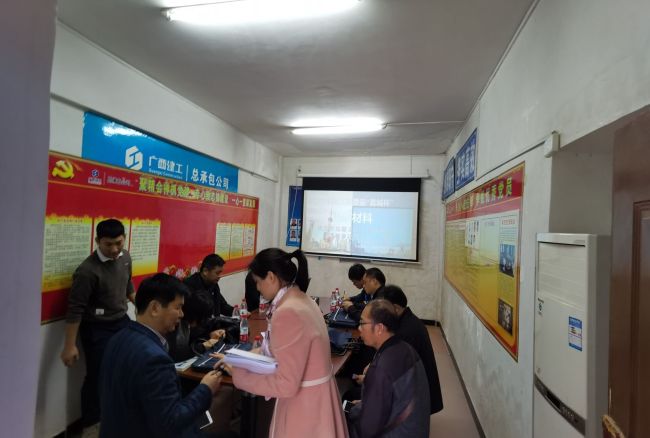 1银川交警住宅项目查抄资料。林磊 摄.jpg
