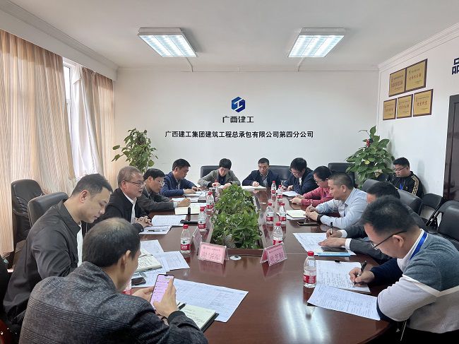 调研会现场。卢丽君 摄（建图）.jpg