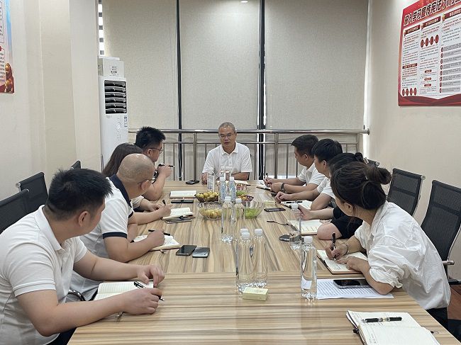 调研会现场；频 摄（建图）.jpg