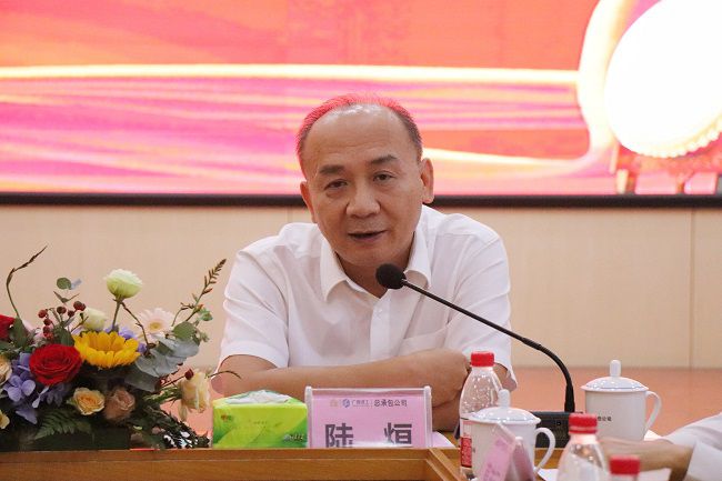 陆烜下达工作批示。周煜川 摄（建图）.jpg