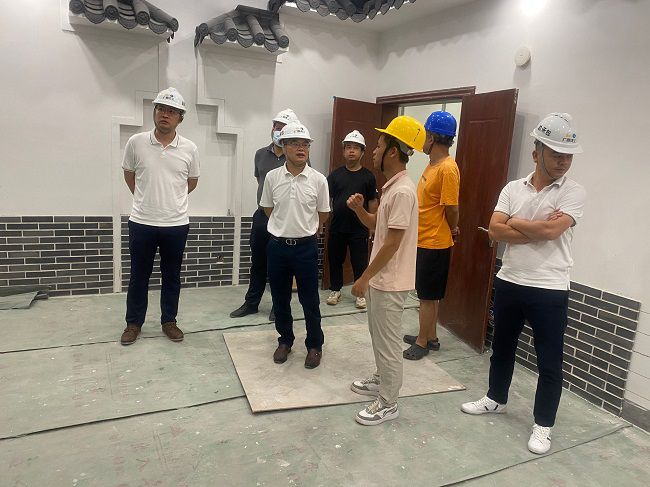 领导现场。赵龙斌 摄（建图）.jpg
