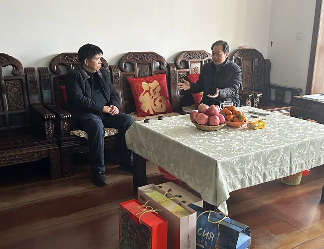 慰问现场10建.jpg