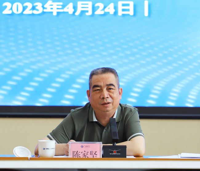 陈家坚讲话。郑诗宝 摄000。.jpg